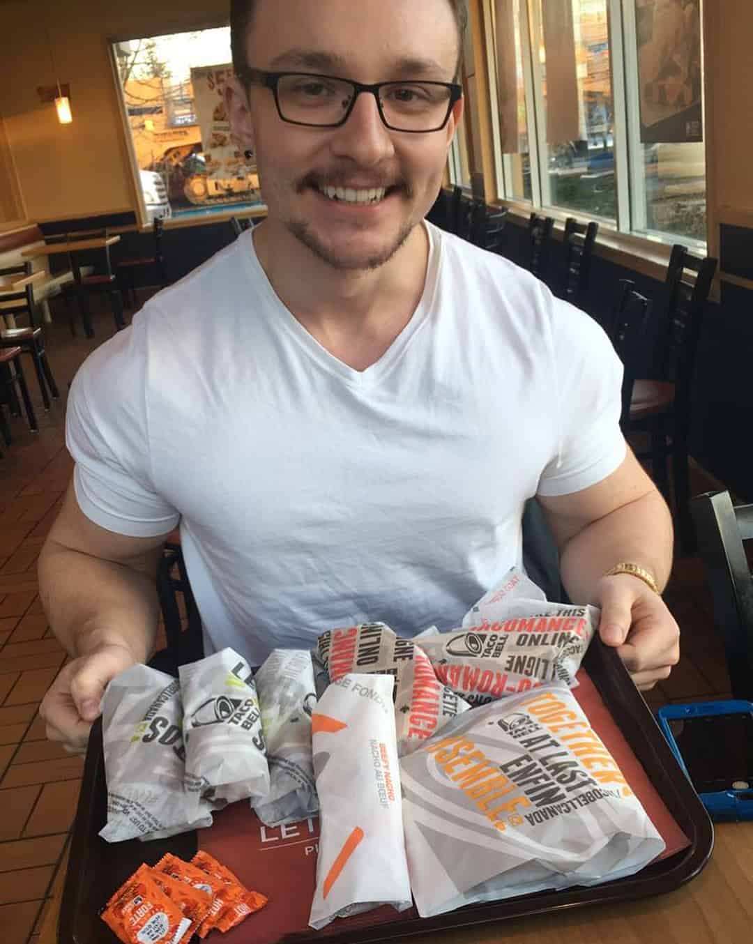 The Ultimate Bodybuilding Guide to Fast Food [2021 Edition] Grow That